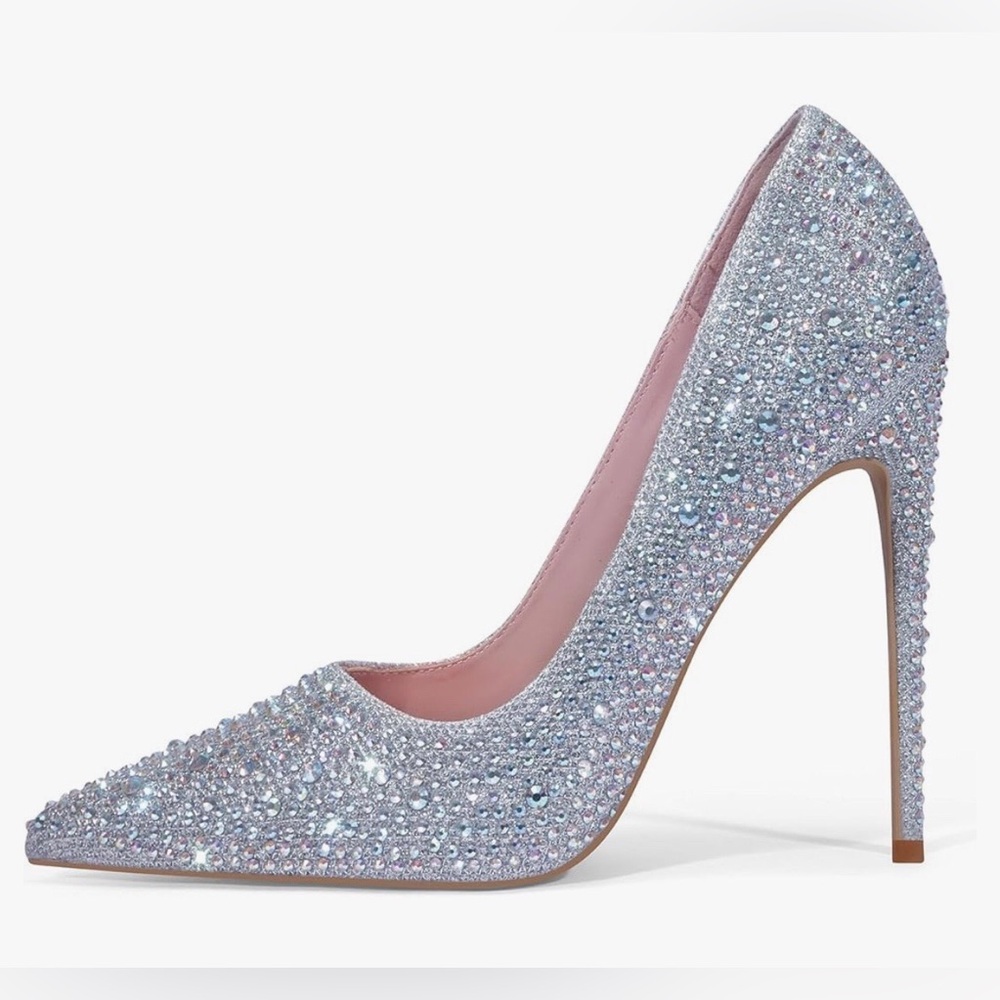 Elisabet Tang Silver Crystal Pointed-Toe Stiletto Heels size 6